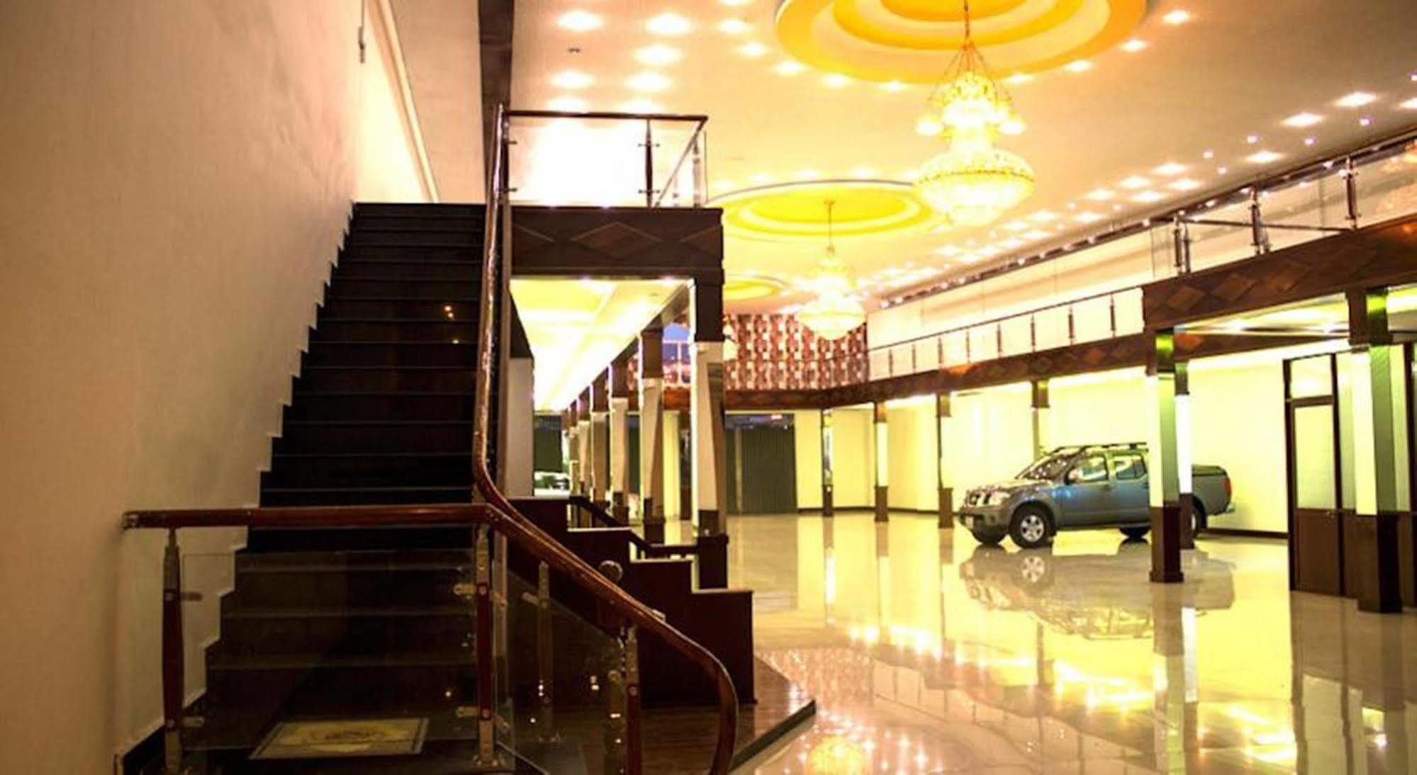 Sen Vang Hotel Đà Lạt Extérieur photo